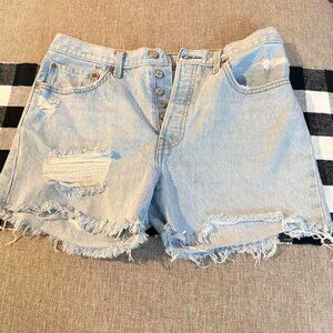 Like New Women's Levi's 501 Distressed Shorts Size 12